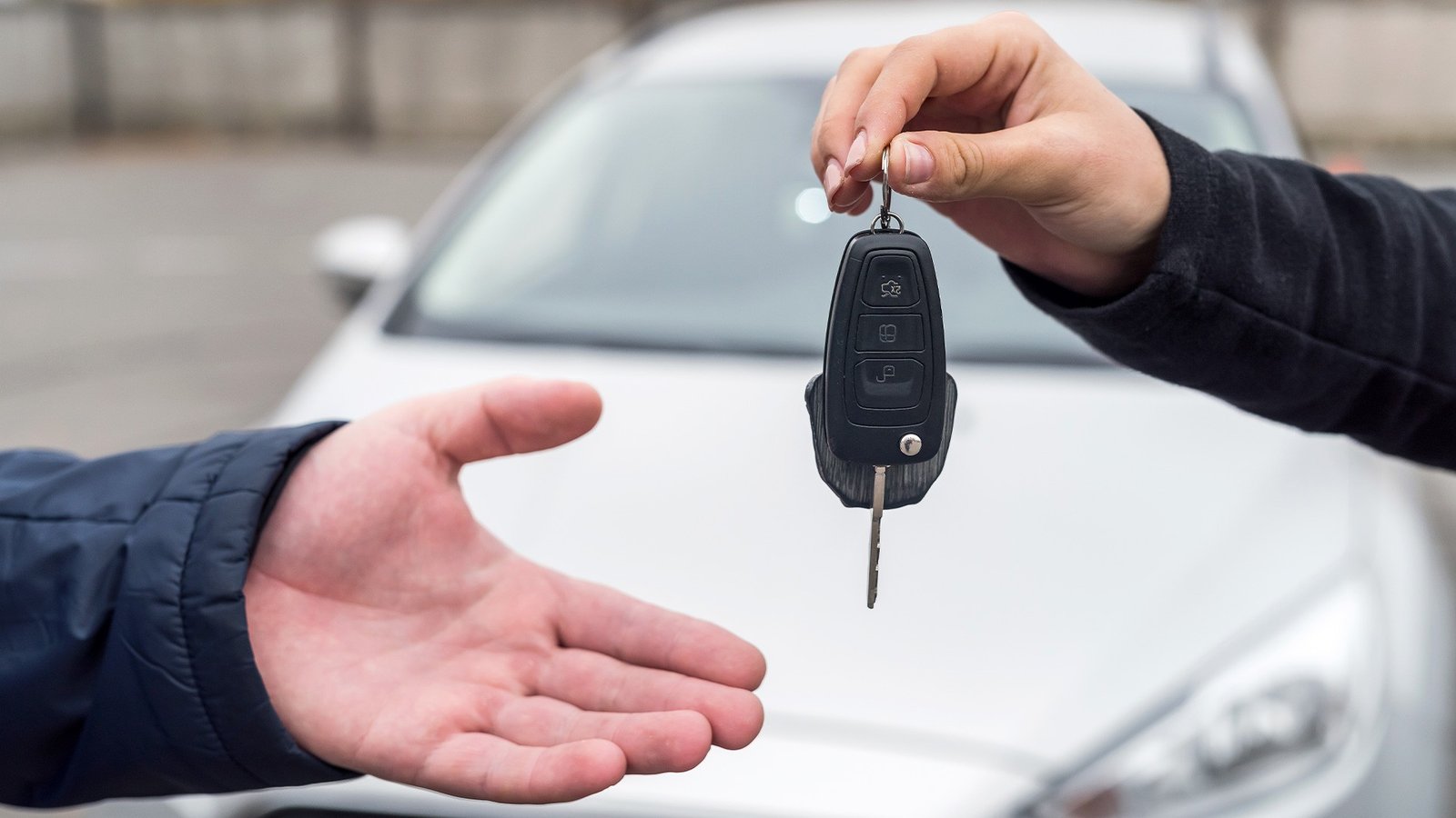 Vídeos de negociações de vendas de veículos financiados