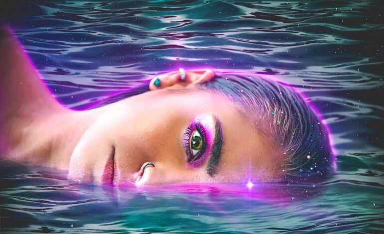 Julia Vargas lança nesta quarta-feira (10) seu terceiro