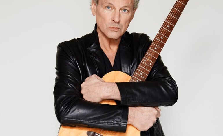 O ex-guitarrista do Fleetwood Mac, Lindsey Buckingham, foi