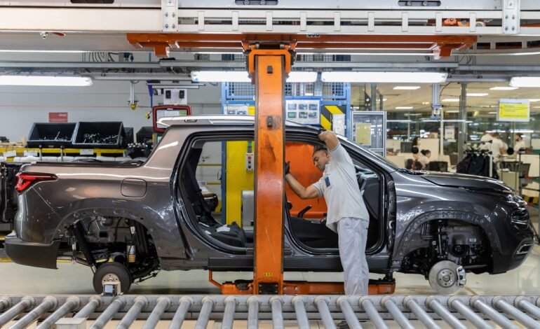 A produção de veículos no Brasil alcançou 264,1