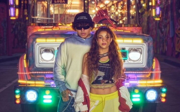 A cantora Shakira pode trazer artistas internacionais para