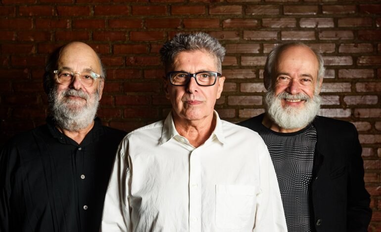 O trio instrumental Trem de Três, formado por