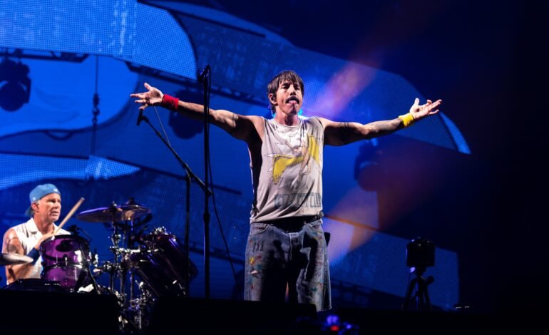 A banda americana Red Hot Chili Peppers vendeu