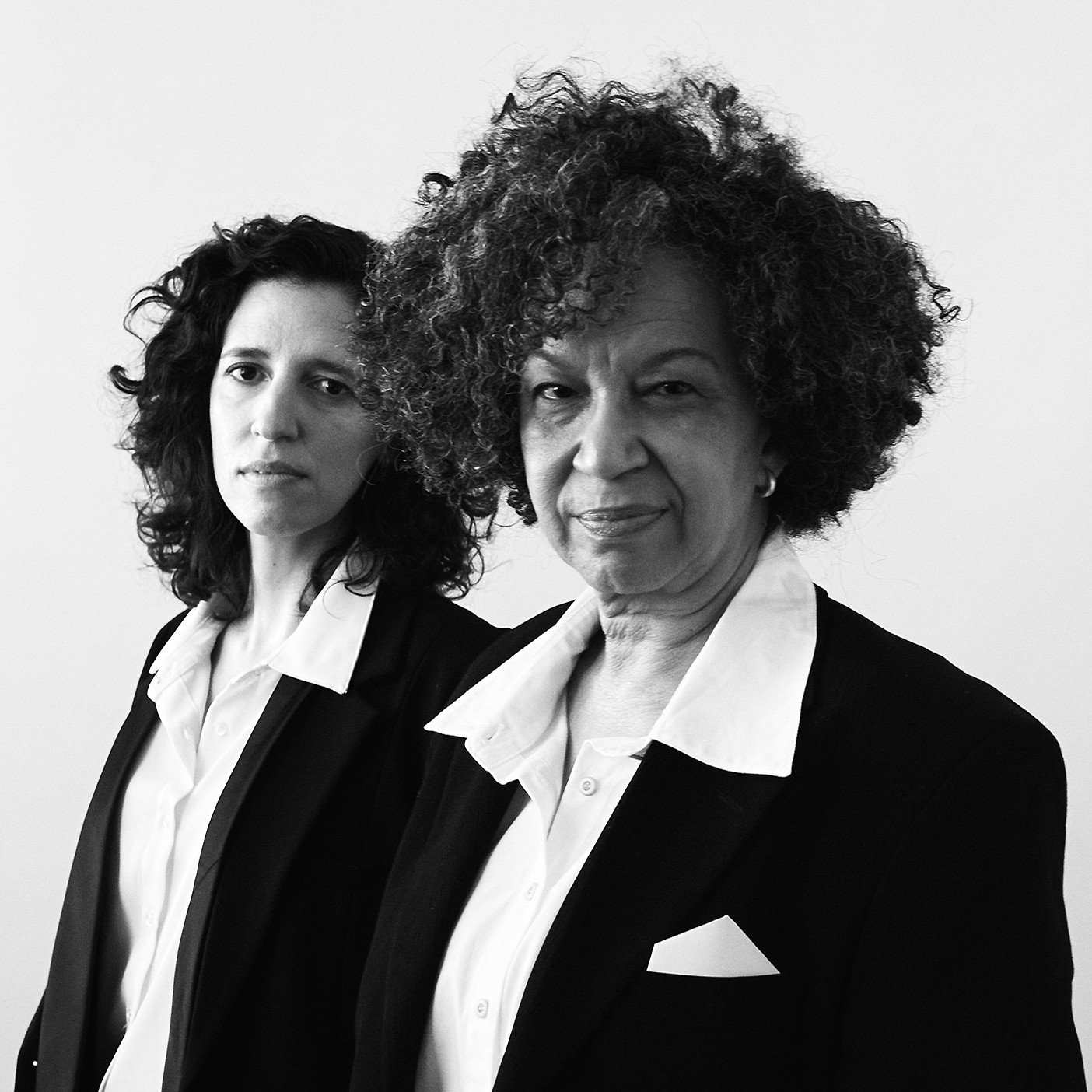 Juçara marçal e thais nicodemo lançam álbum dessemelhantes q