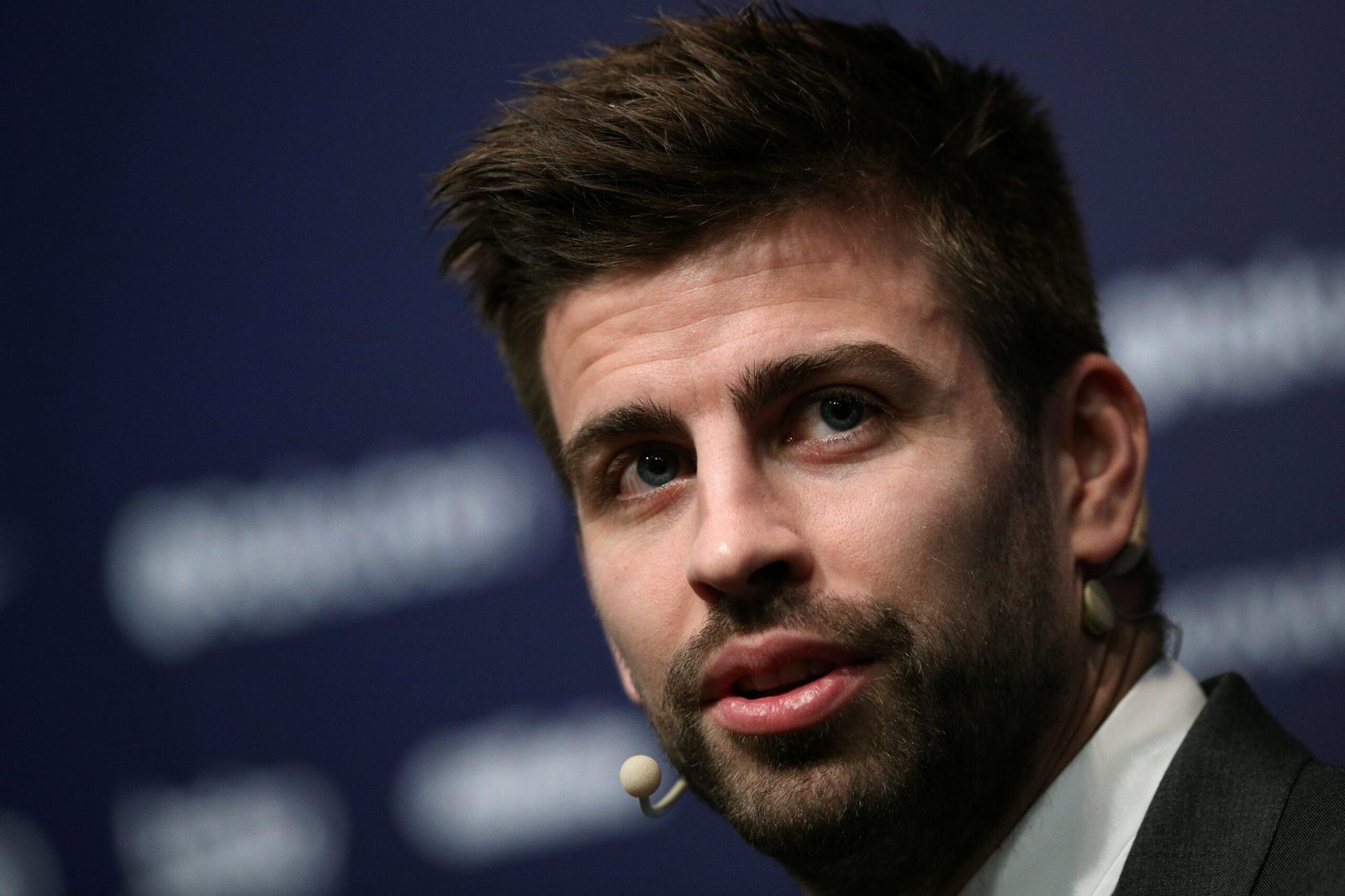 O ex-jogador Gerard Piqué foi multado em 200