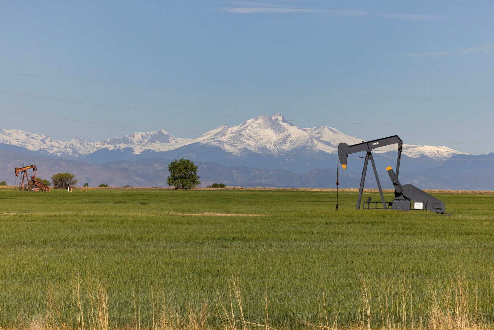 O preço do petróleo subiu forte nesta segunda-feira