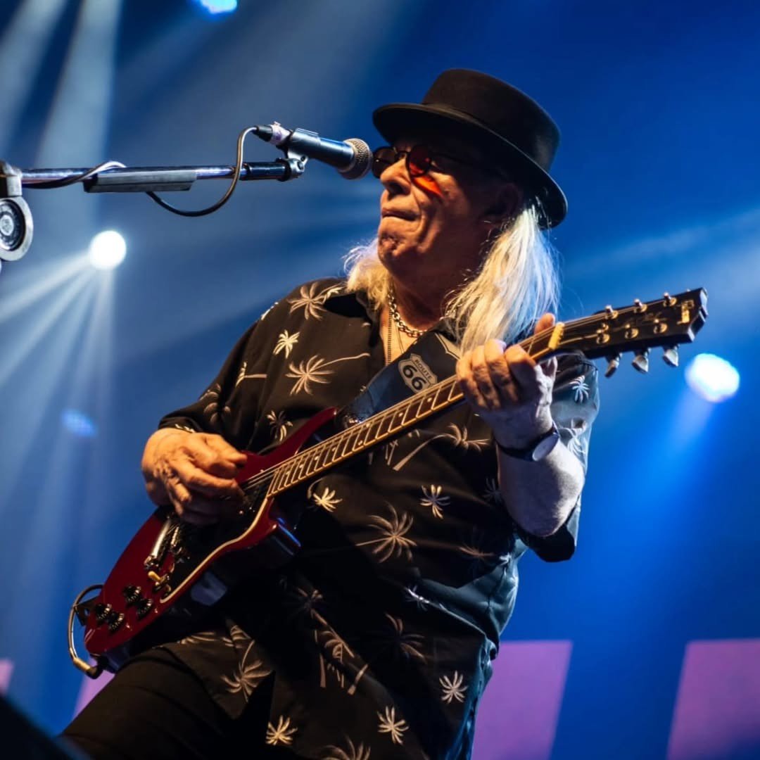 Luiz Carlini, guitarrista e compositor brasileiro, morreu ao