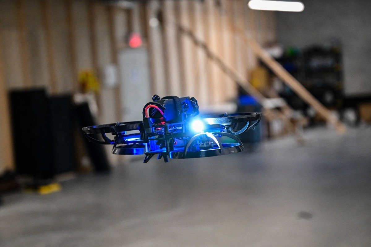 Os Estados Unidos testam drones capazes de neutralizar