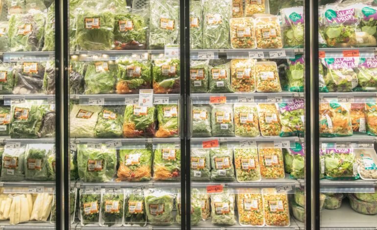 O preço dos alimentos subiu 1,34% em abril, impactando a