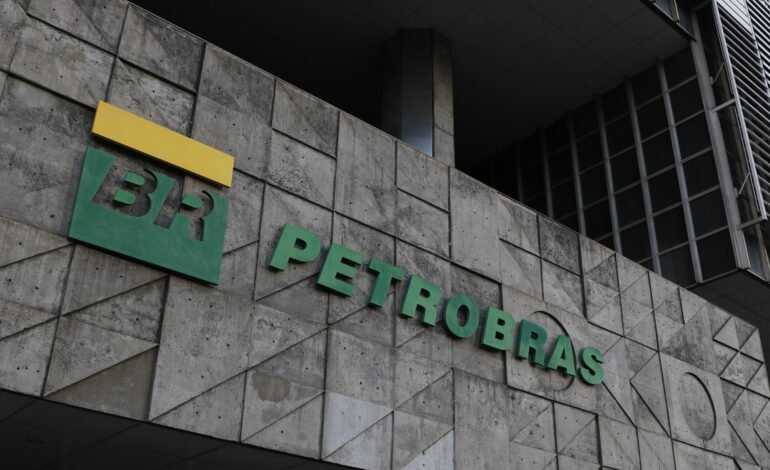 A Petrobras aumentará em 18% o preço médio do querosene
