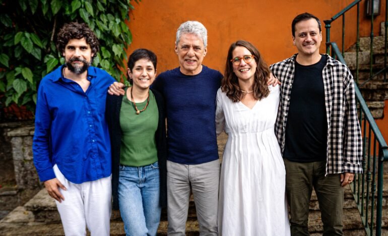 Em 2024, o compositor Chico Buarque participou da