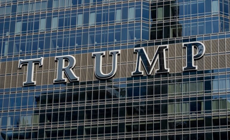 O presidente dos Estados Unidos, Donald Trump, chega