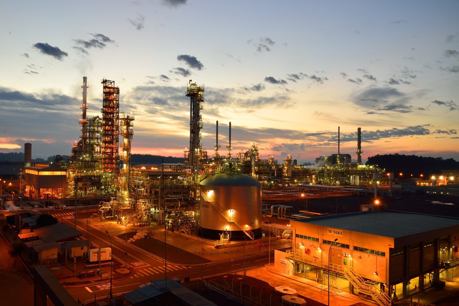 A Petrobras anunciou nesta sexta-feira (15) investimentos de
