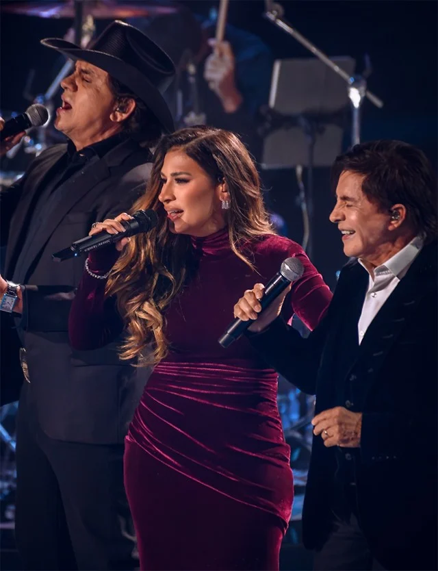 A cantora Simone Mendes realizou na noite de
