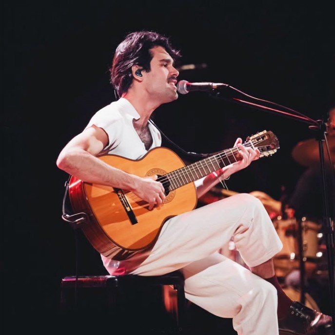 Zé Ibarra grava em 11 de junho o primeiro álbum