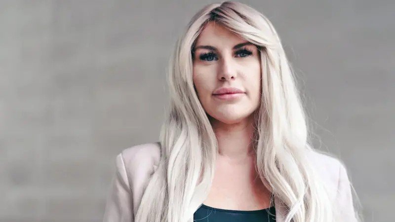 Rebecca, criadora de conteúdo no OnlyFans, relatou abusos