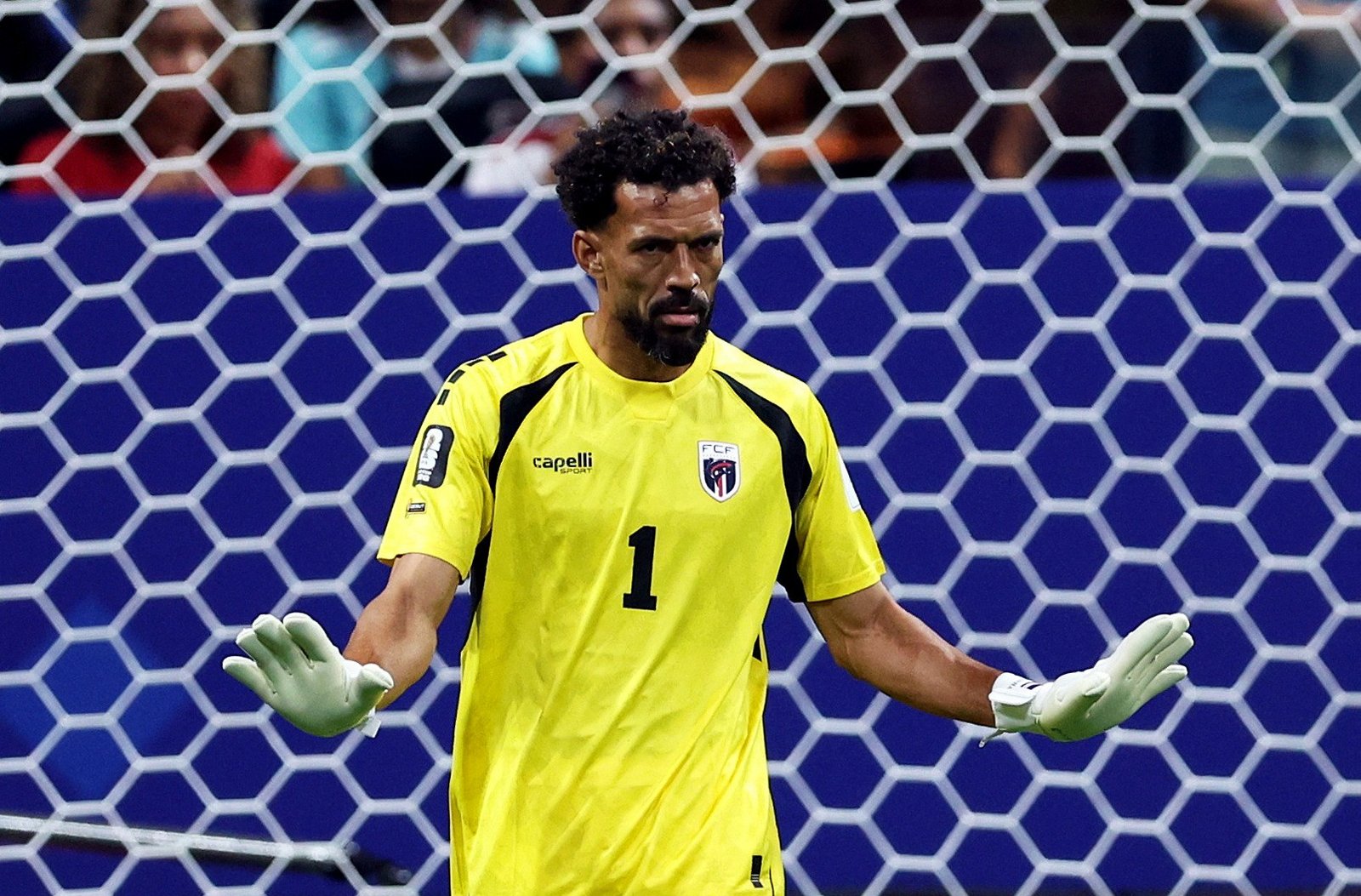O goleiro do time de Cabo Verde, conhecido como Vozinha