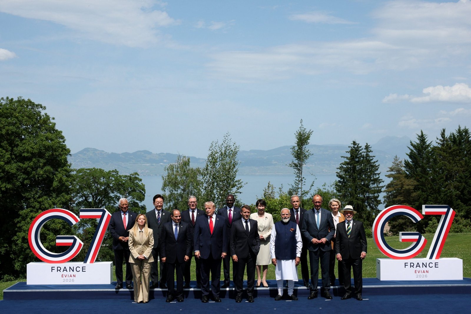 Foto de família da cúpula do G7 em