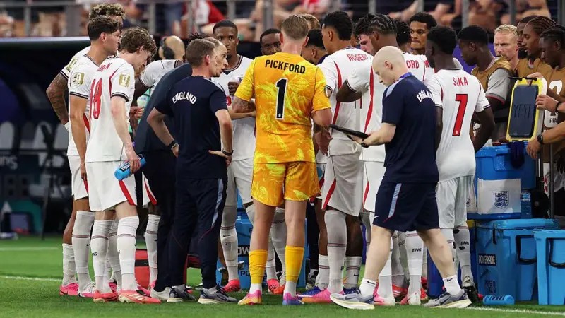 As pausas para hidratação na Copa do Mundo estão sendo