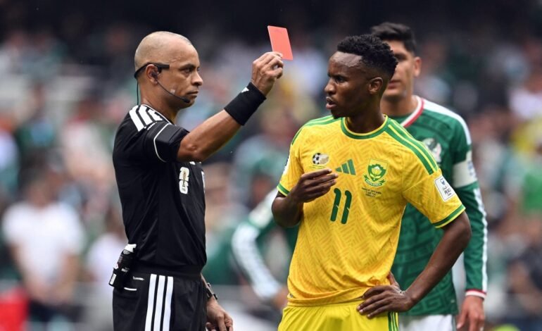 O árbitro brasileiro Wilton Pereira Sampaio teve sua