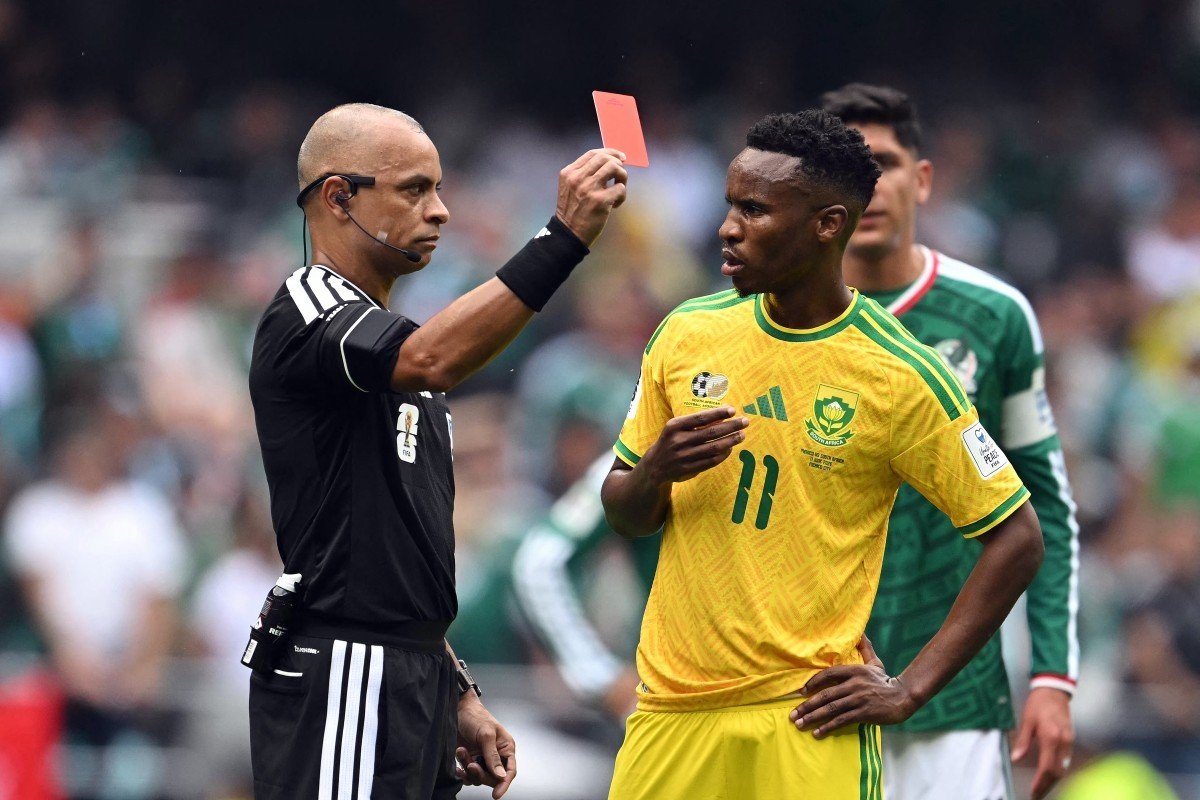 O árbitro brasileiro Wilton Pereira Sampaio teve sua