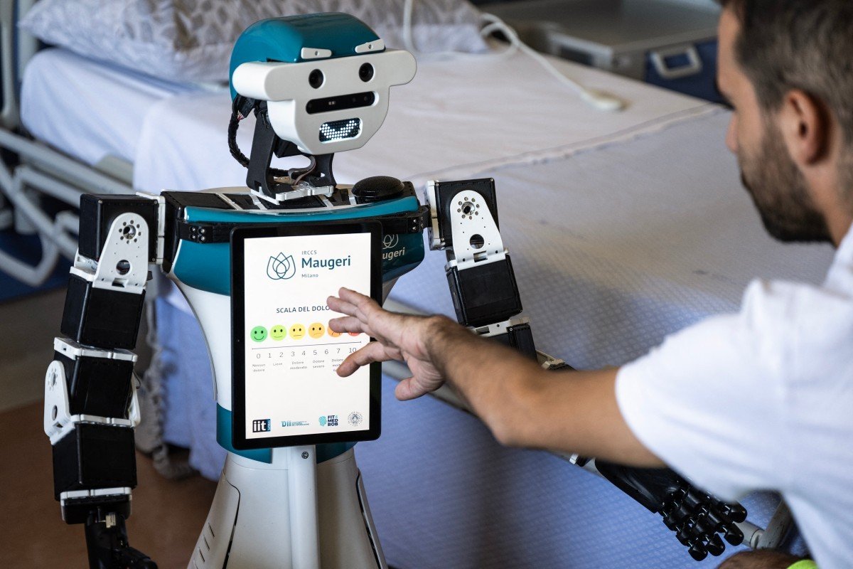 Um robô humanoide chamado Alter-Ego está sendo testado