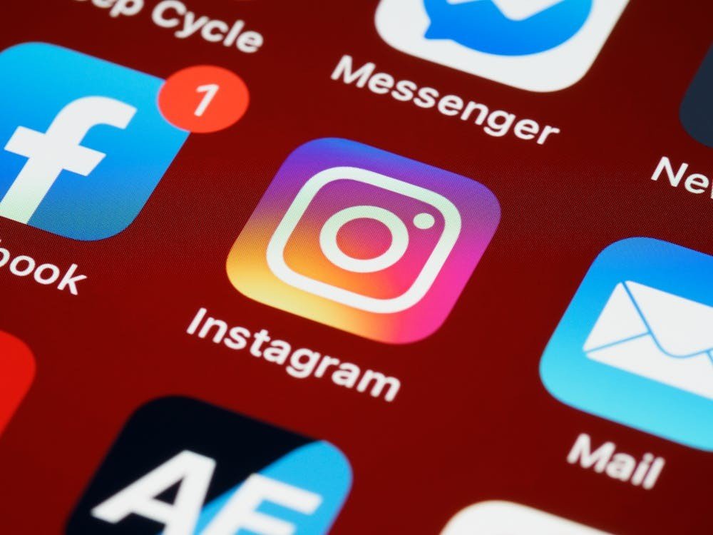 O Instagram apresentou instabilidade na terça-feira (23), af