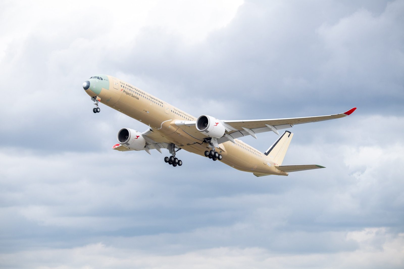 O avião A350-1000ULR, desenvolvido pela Airbus para a