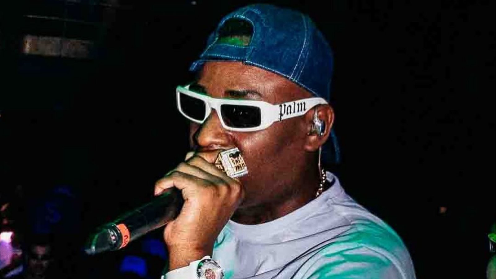 O funkeiro MC Negão Original, foragido da polícia