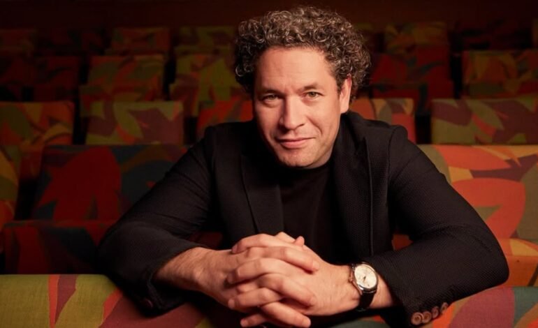 O maestro venezuelano Gustavo Dudamel prestou solidariedade
