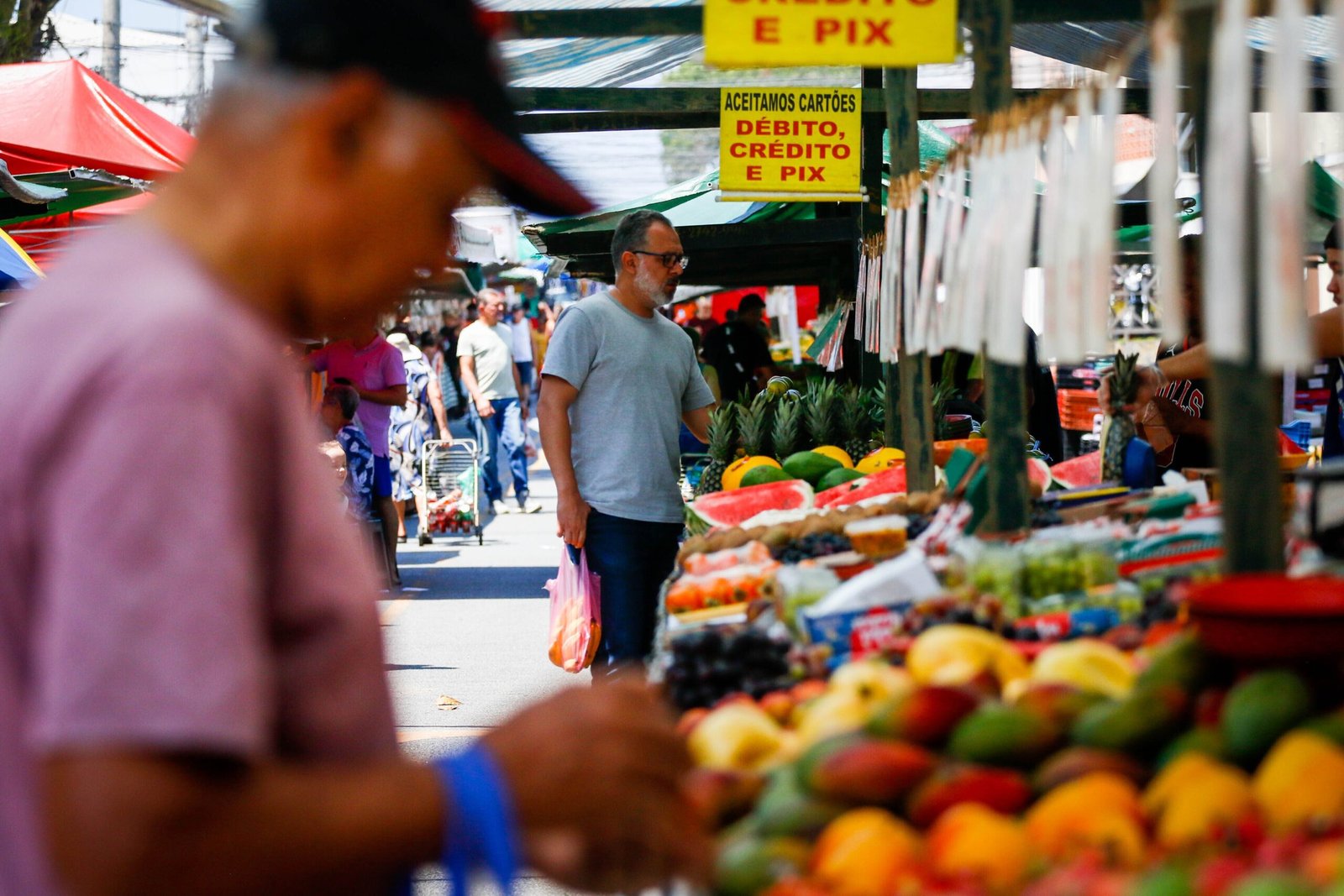 IPCA-15 sobe 0,62% em maio, puxado por alimentos