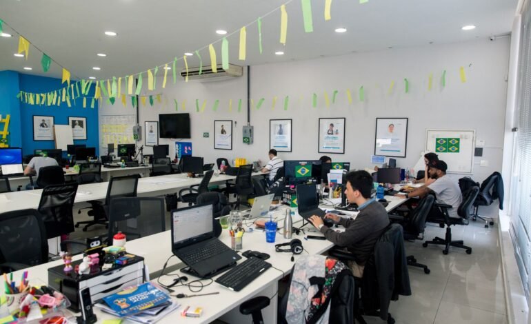 Empresas não são obrigadas a liberar funcionários para