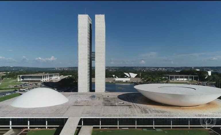A dez dias do prazo final estabelecido pela