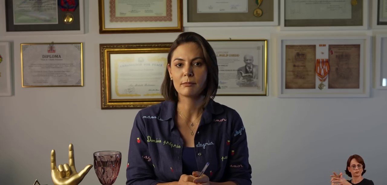 A ex-primeira-dama Michelle Bolsonaro sinalizou que faria um