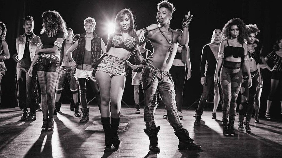 Anitta lança show das poderosas em 2013 e transforma a carre