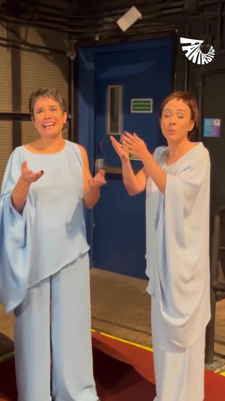 A jornalista Sandra Annenberg participou de um encontro